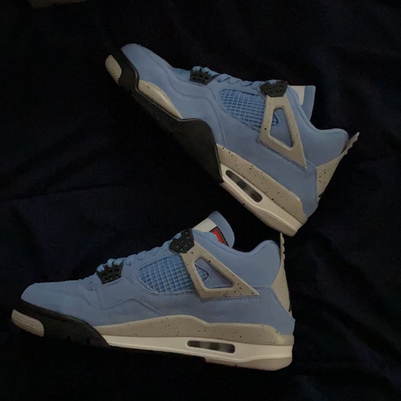 Jordan Retro 4 University Blue Size 10